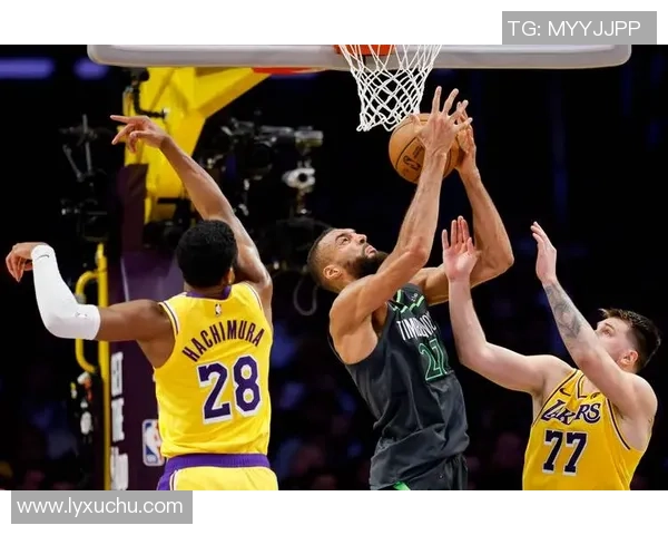 NBA常规赛：三节完毕，湖人以108-94抢先森林狼，东契奇38+6+6